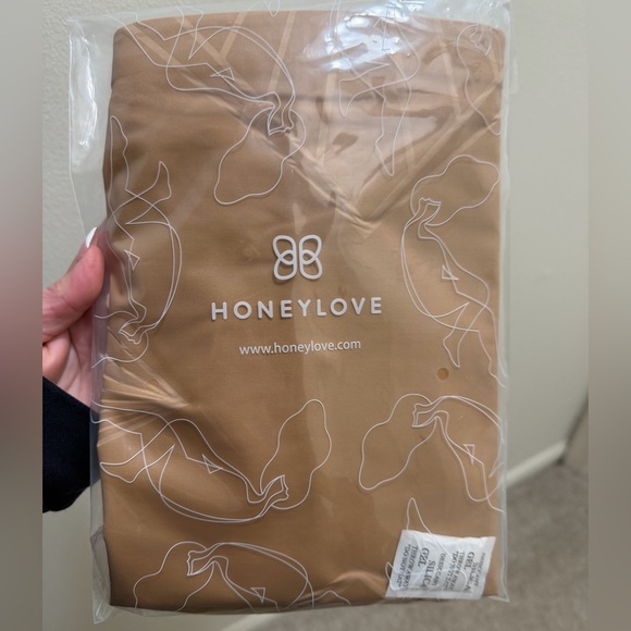 Honeylove Other - Honeylove Beige Shapewear